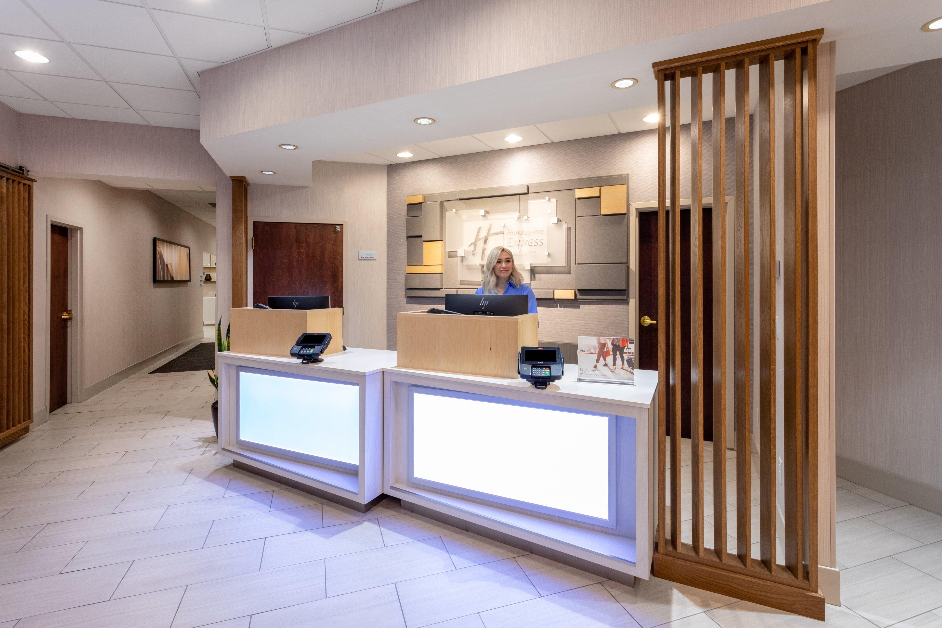 Holiday Inn Express Hotel & Suites Minneapolis-Downtown Convention Center By Ihg Exterior foto